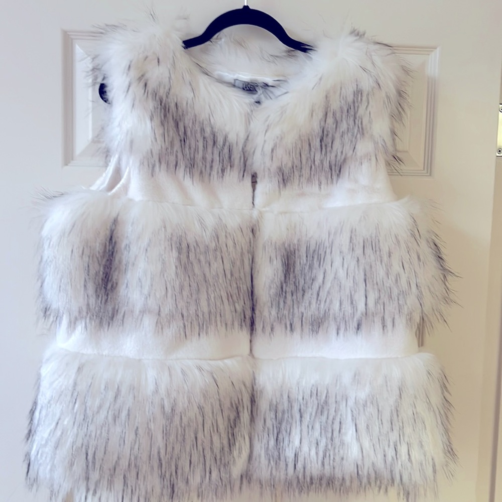 LASEINE Faux Fur Vest